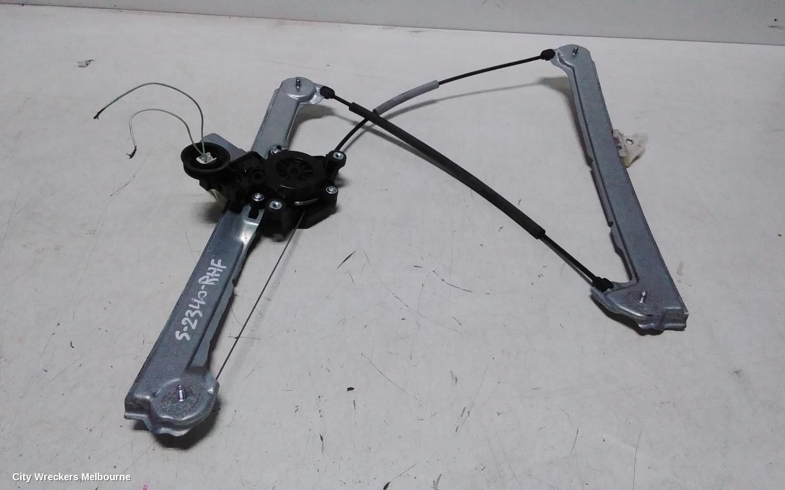 MAZDA 3 2020 Right Front Window Reg/Motor