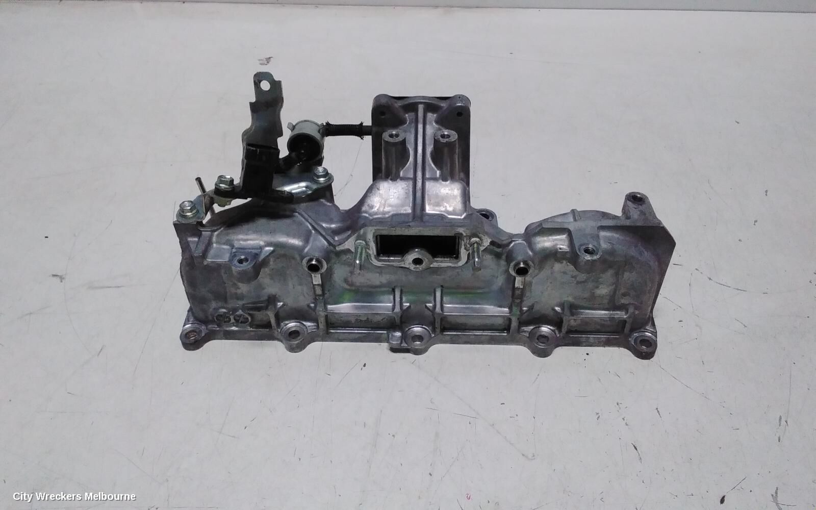 TOYOTA RAV4 2015 Manifold