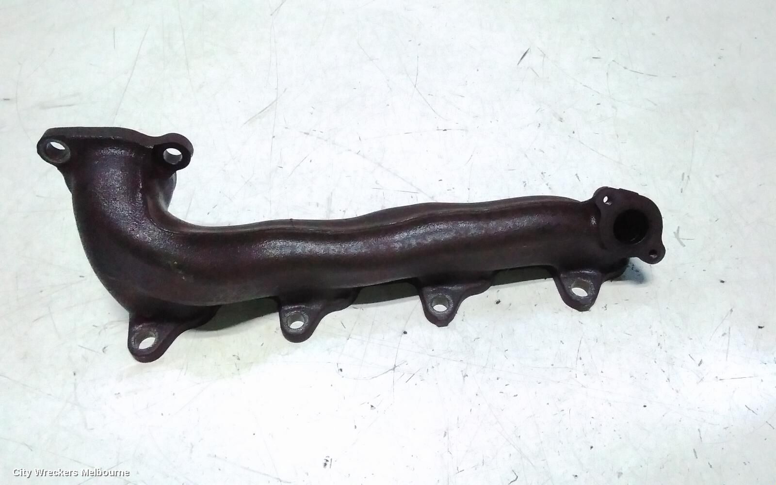 TOYOTA RAV4 2015 Manifold