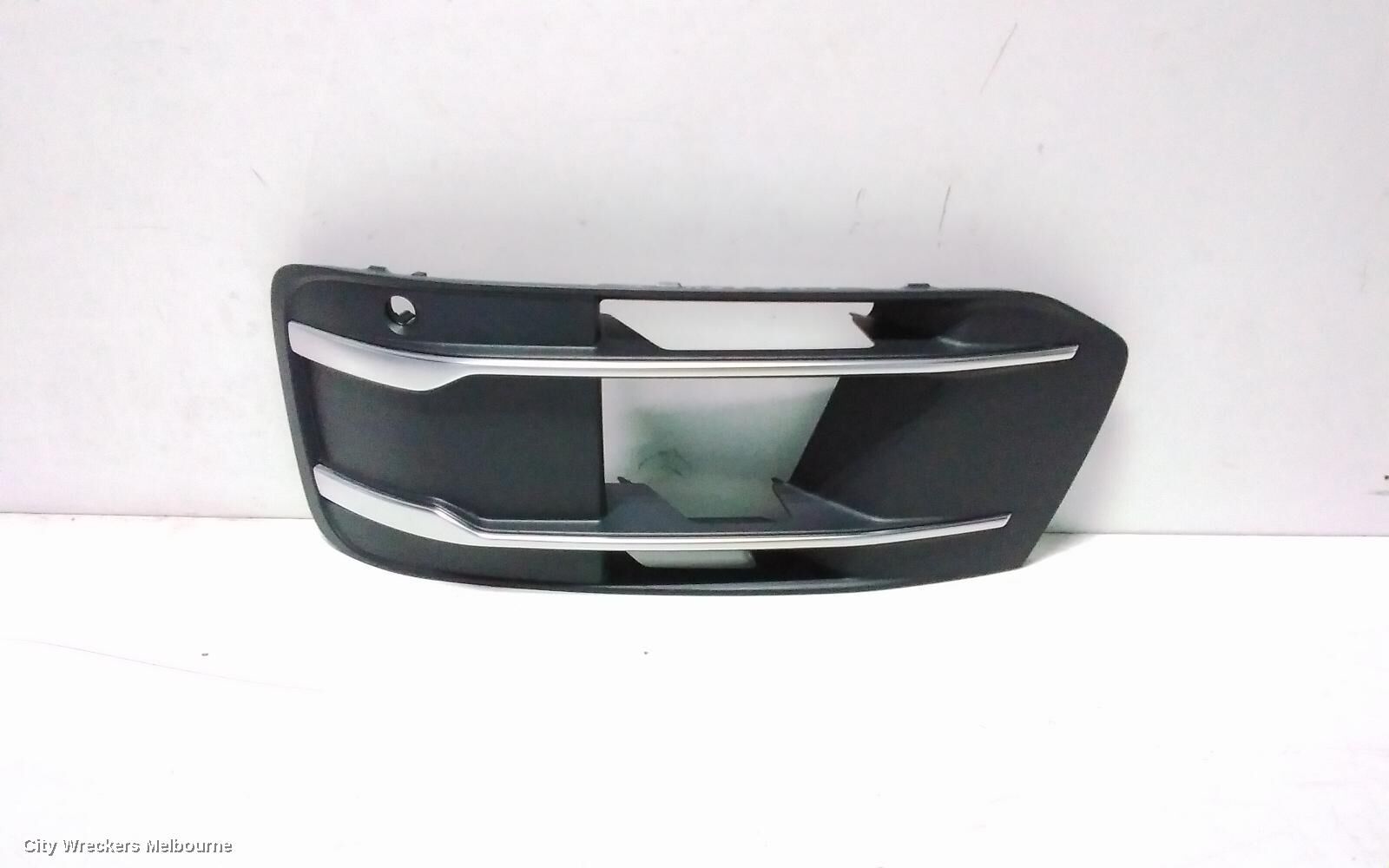 AUDI Q7 2017 Grille