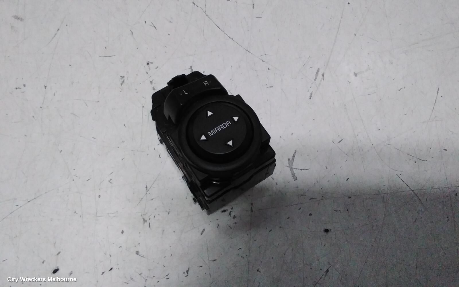 KIA STONIC, MISC SWITCHES, YB, 08/20-, MIRROR SWITCH: 149808