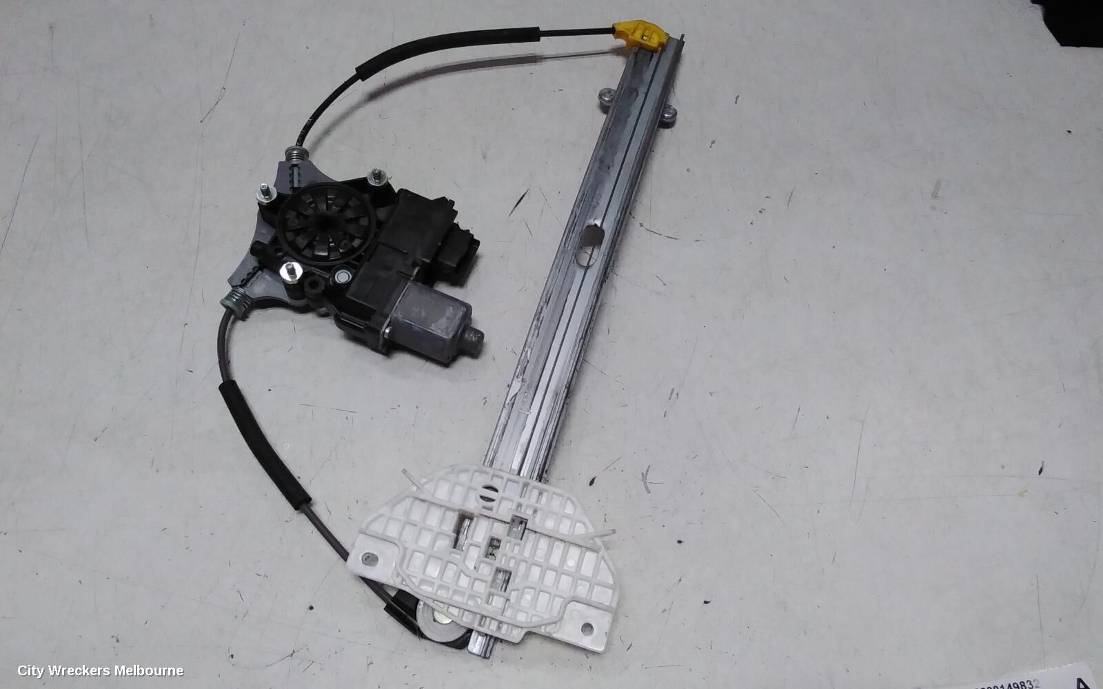 KIA STONIC 2022 Right Front Window Reg/Motor