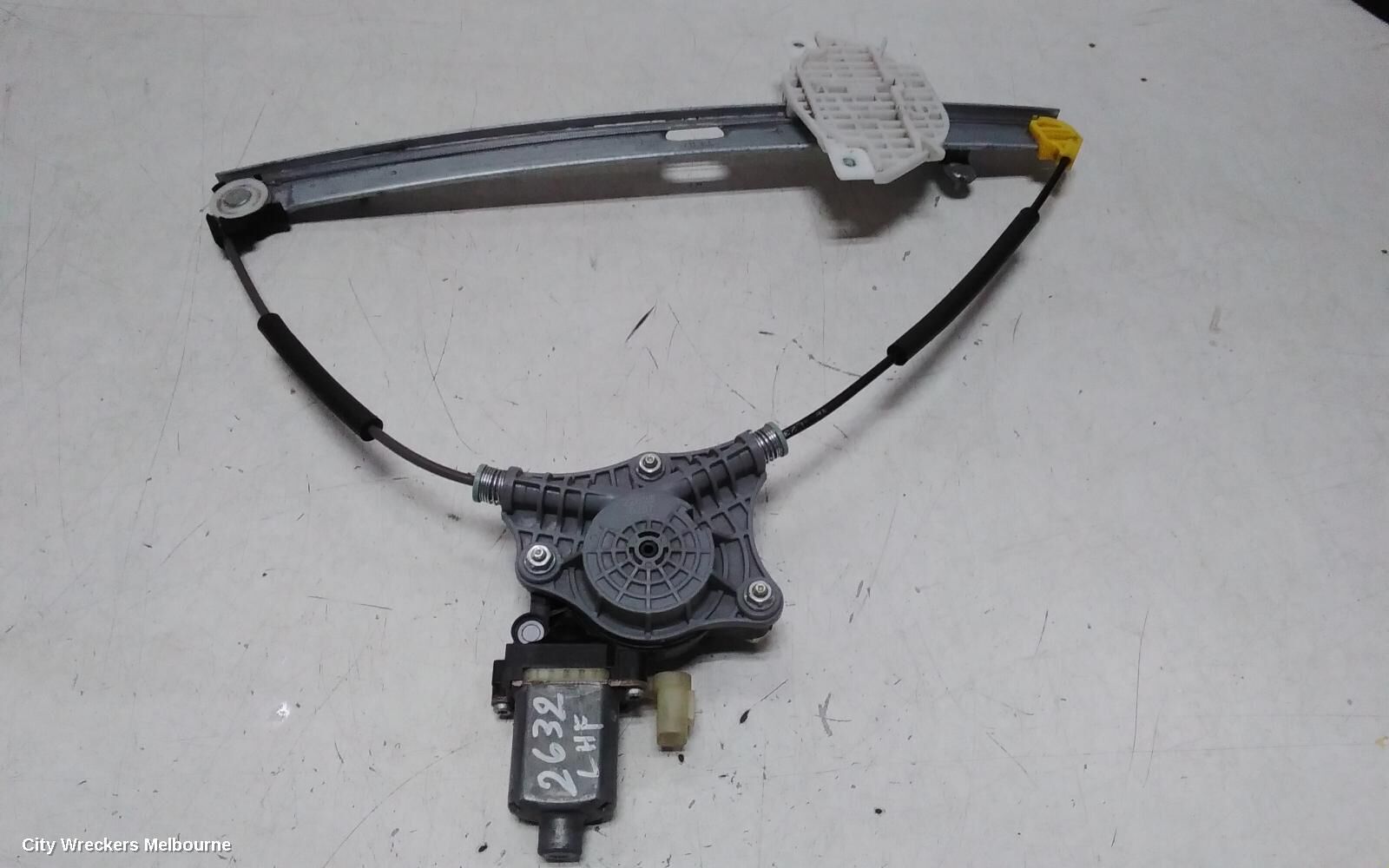 KIA STONIC 2022 Left Front Window Reg/Motor