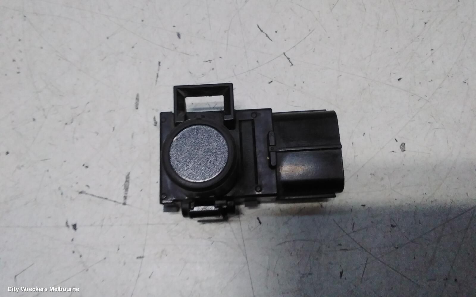 TOYOTA CAMRY, XV50, 05/15-10/17, 89341-33210 ~ 1x front bumper parking sensor: 149907
