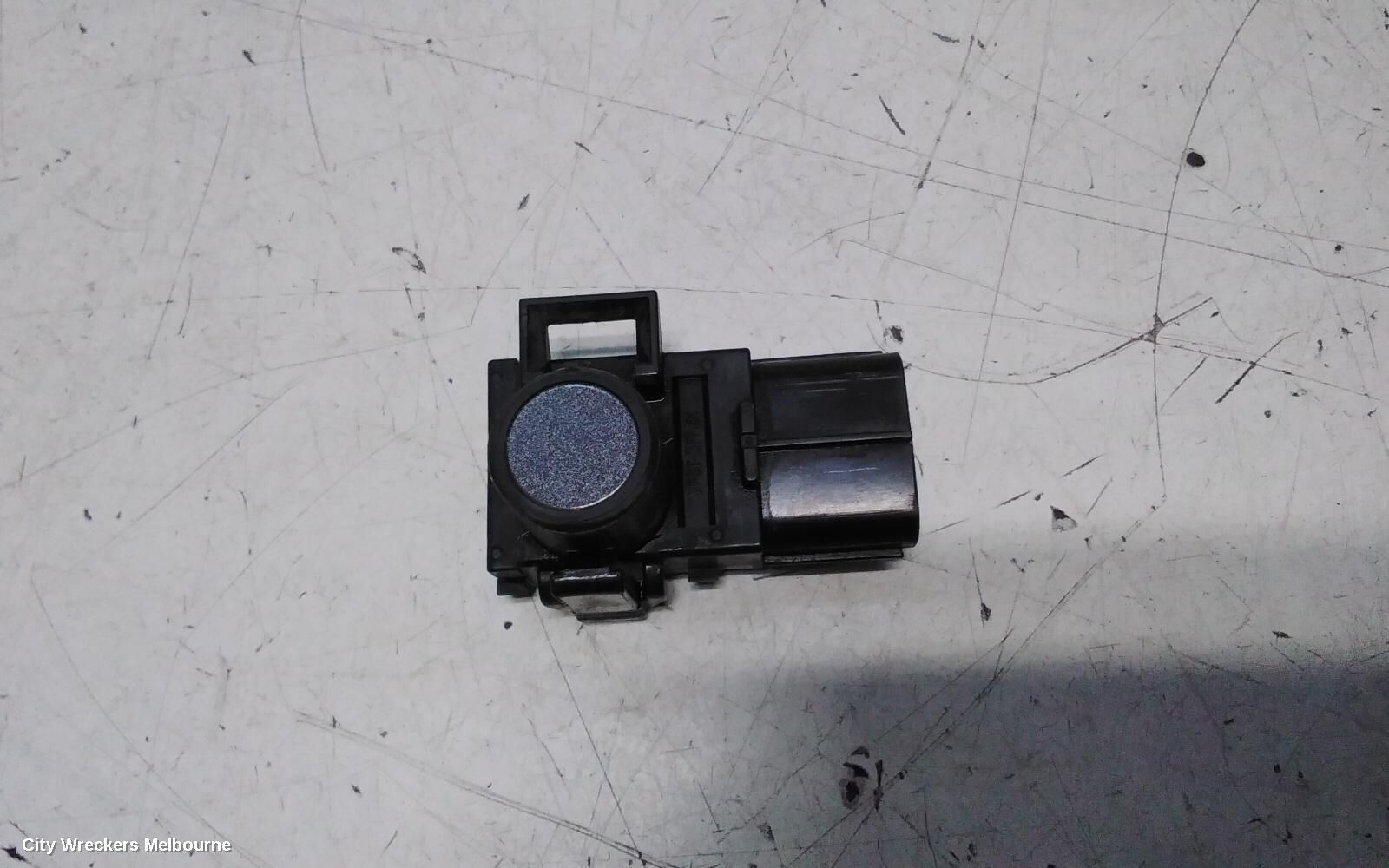 TOYOTA CAMRY, XV50, 05/15-10/17, 89341-33210 ~ 1x front bumper parking sensor: 149908