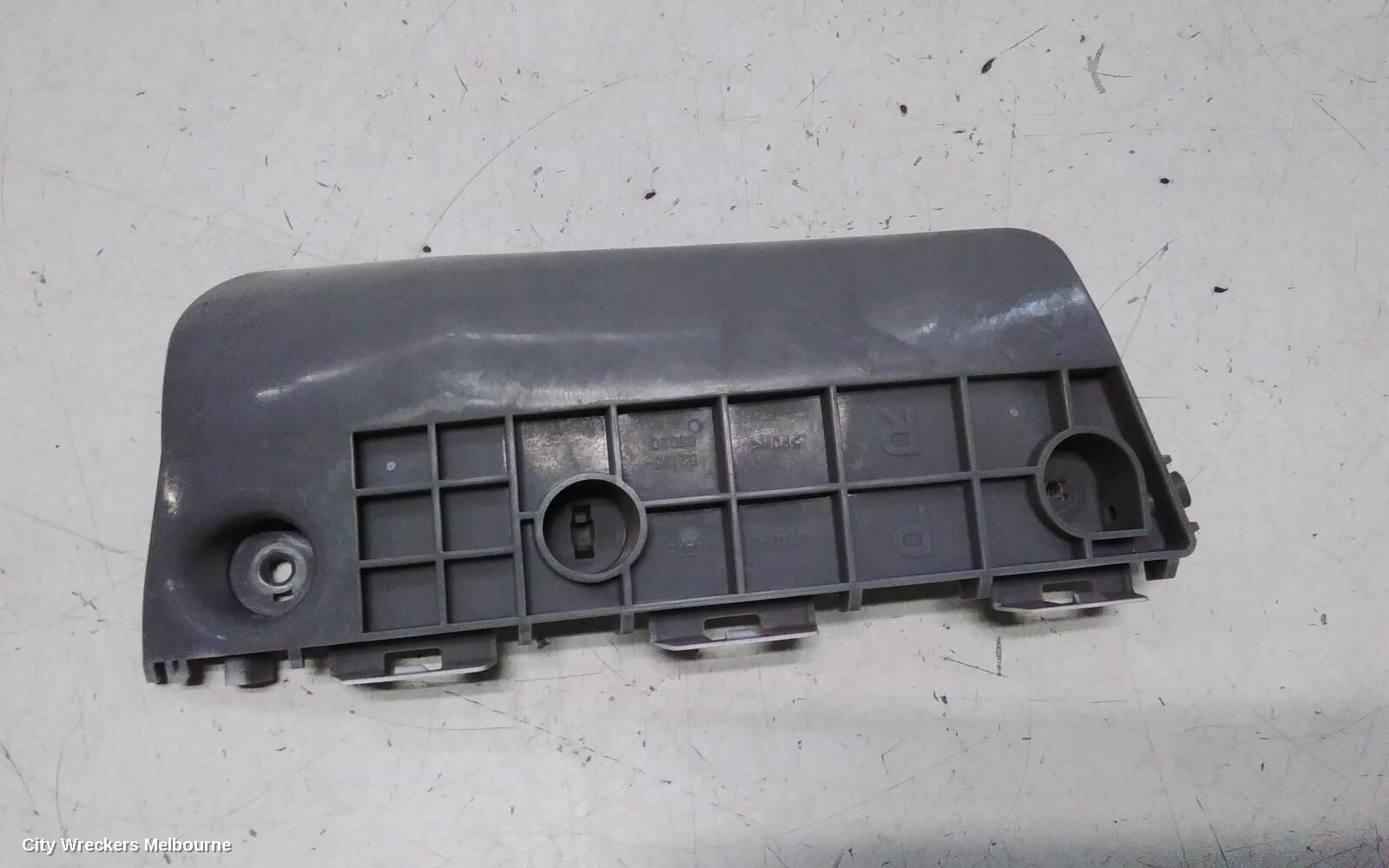 TOYOTA ALPHARD, 20 SERIES, 08-15 (IMPORT), RHF GUARD RBACKET ~ 52115-58020: 149915
