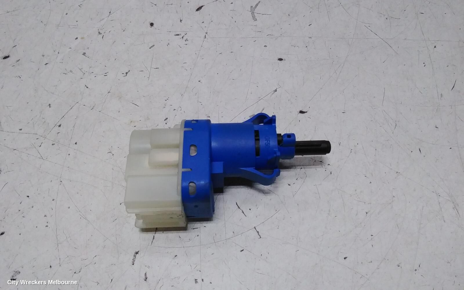 JEEP CHEROKEE, KL, 06/14-11/22, BREAK SWITCH: 150057
