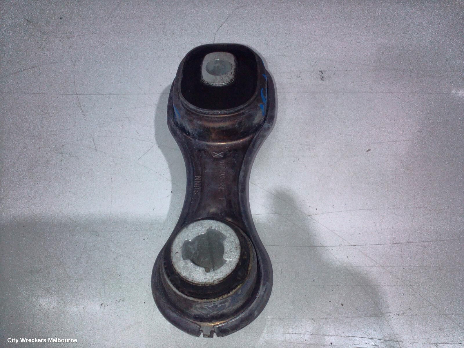 RENAULT ARKANA 2023 Mount