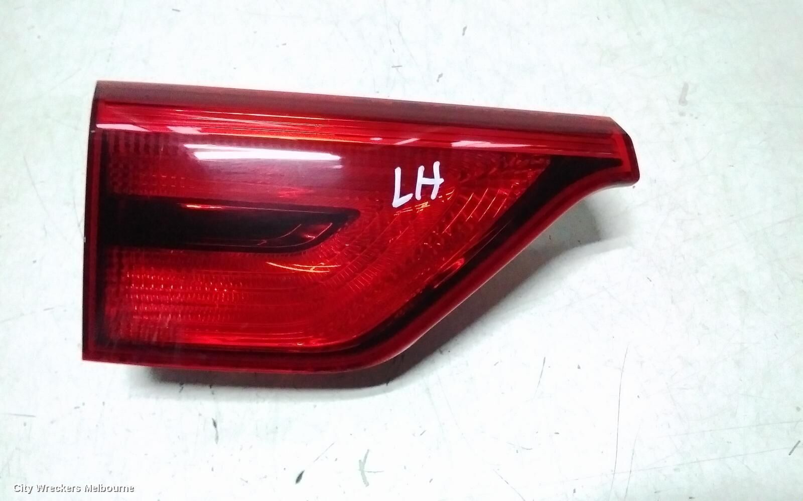 KIA SPORTAGE 2016 Rear Garnish