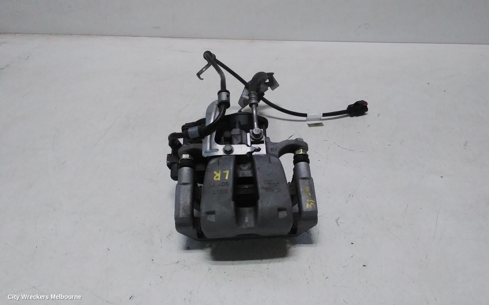 TESLA MODEL Y 2023 Caliper