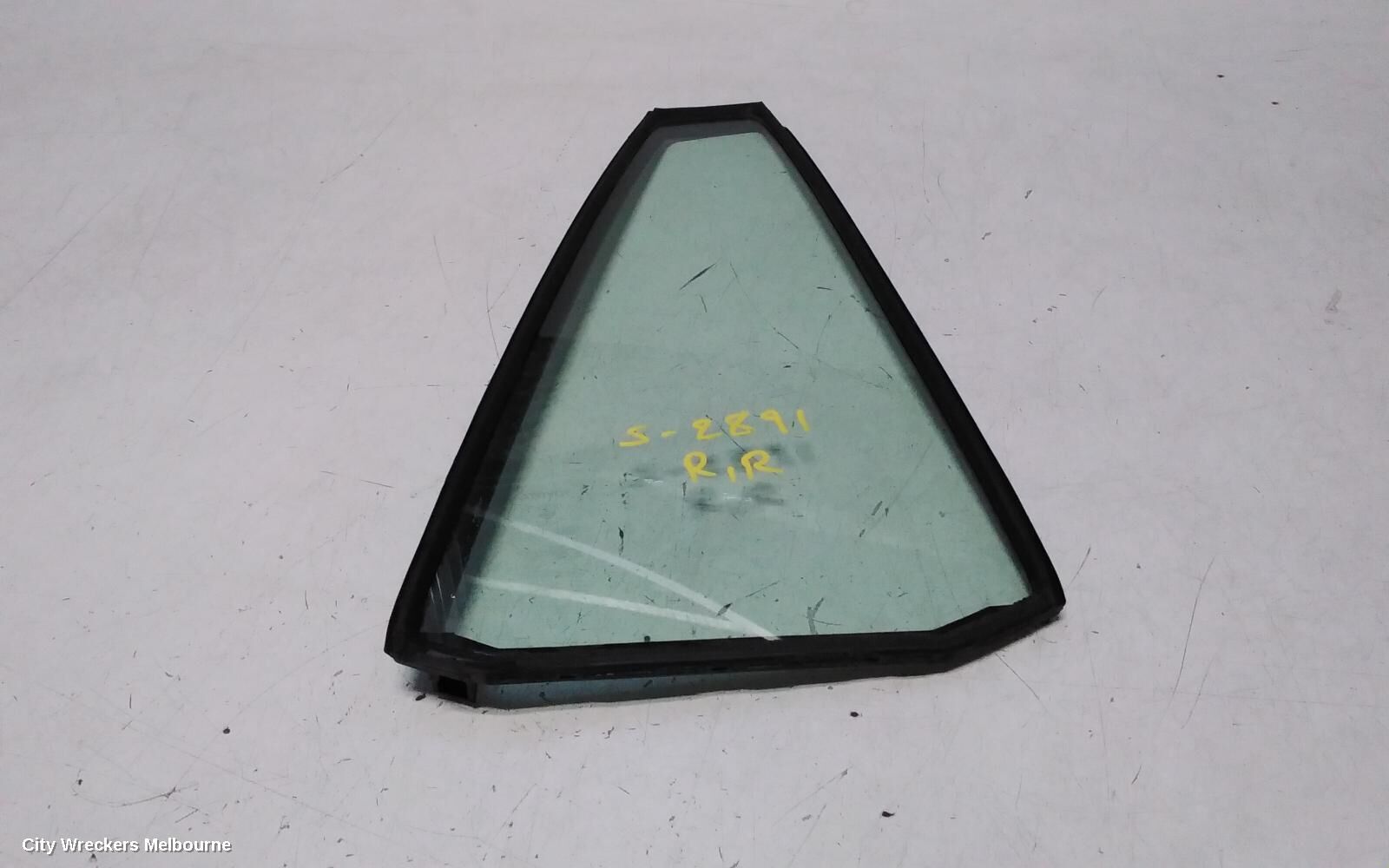 TOYOTA RAV4 2002 Right Rear 1/4 Door Glass