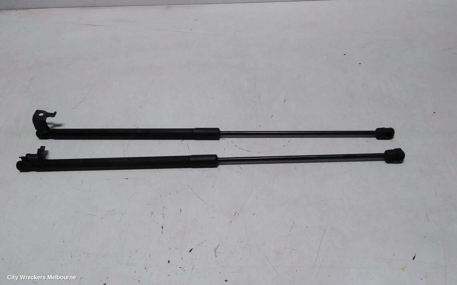 TOYOTA RAV4 2002 Hatch Strut