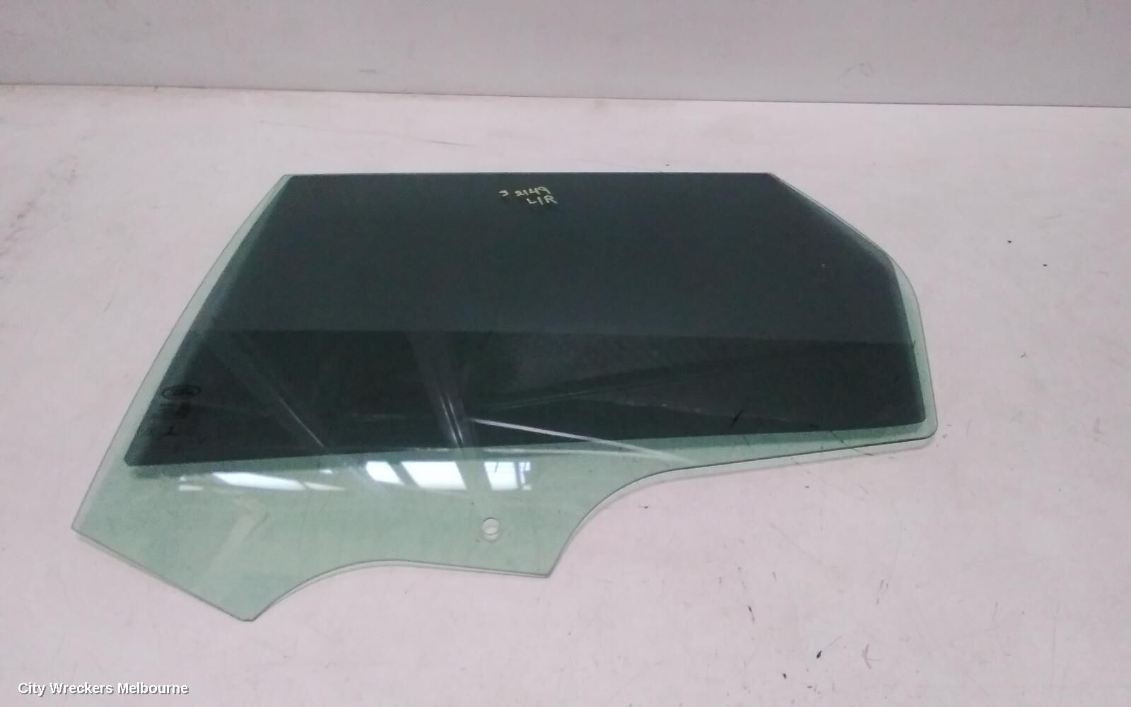 LAND ROVER DISCOVERY SPORT 2015 Left Rear Door Window
