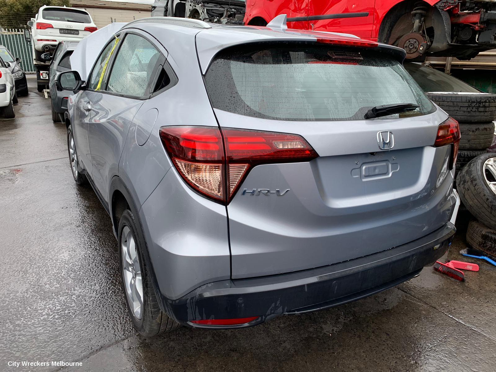 HONDA HRV 2016 Rear Garnish