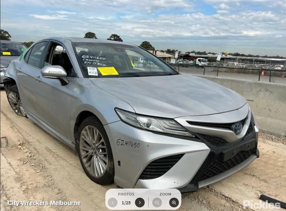 TOYOTA CAMRY 2017 Left Front Door