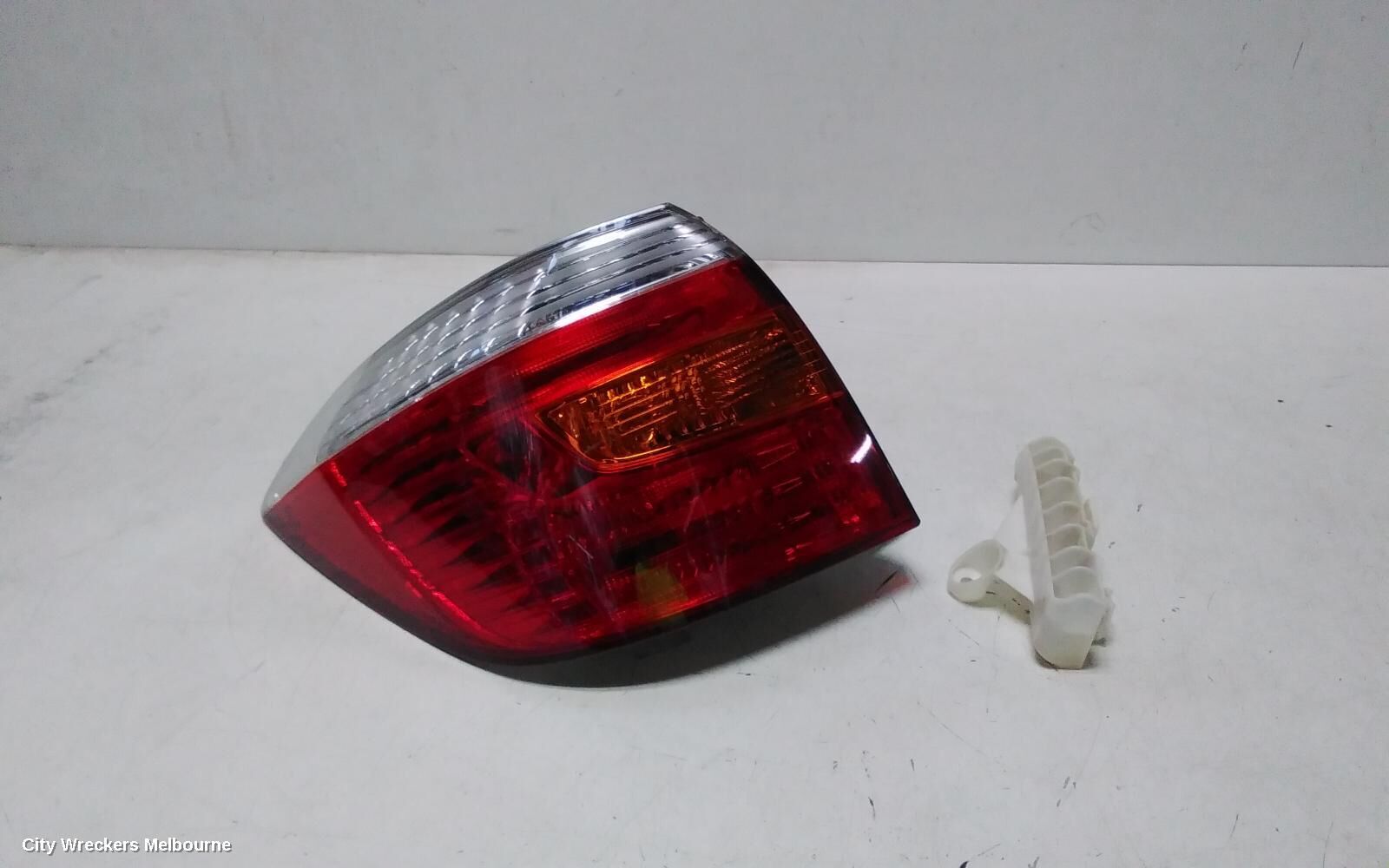 TOYOTA KLUGER 2007 Left Taillight