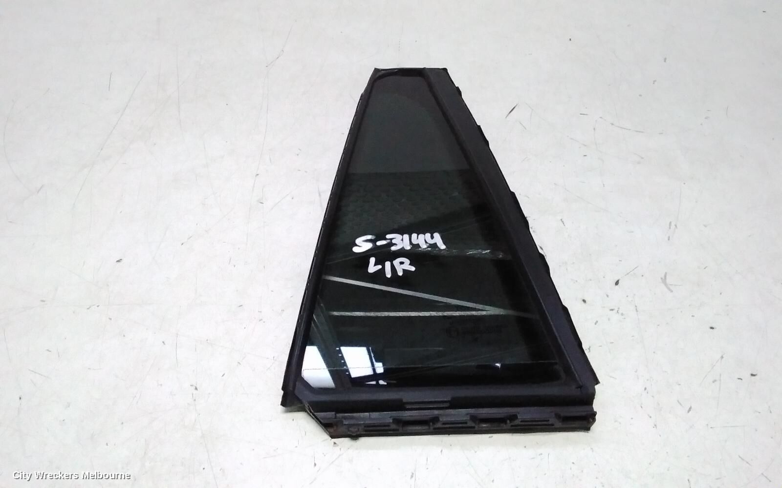 TOYOTA KLUGER 2024 Left Rear 1/4 Door Glass