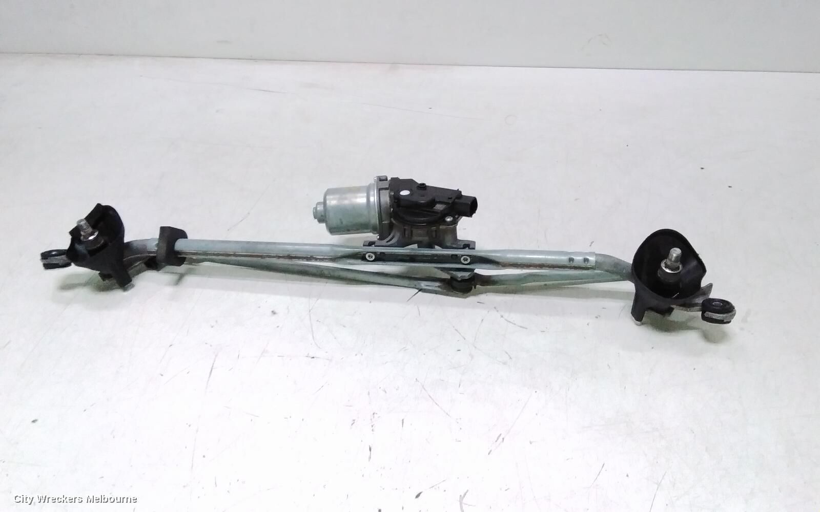 TOYOTA HIACE 2017 Wiper Motor