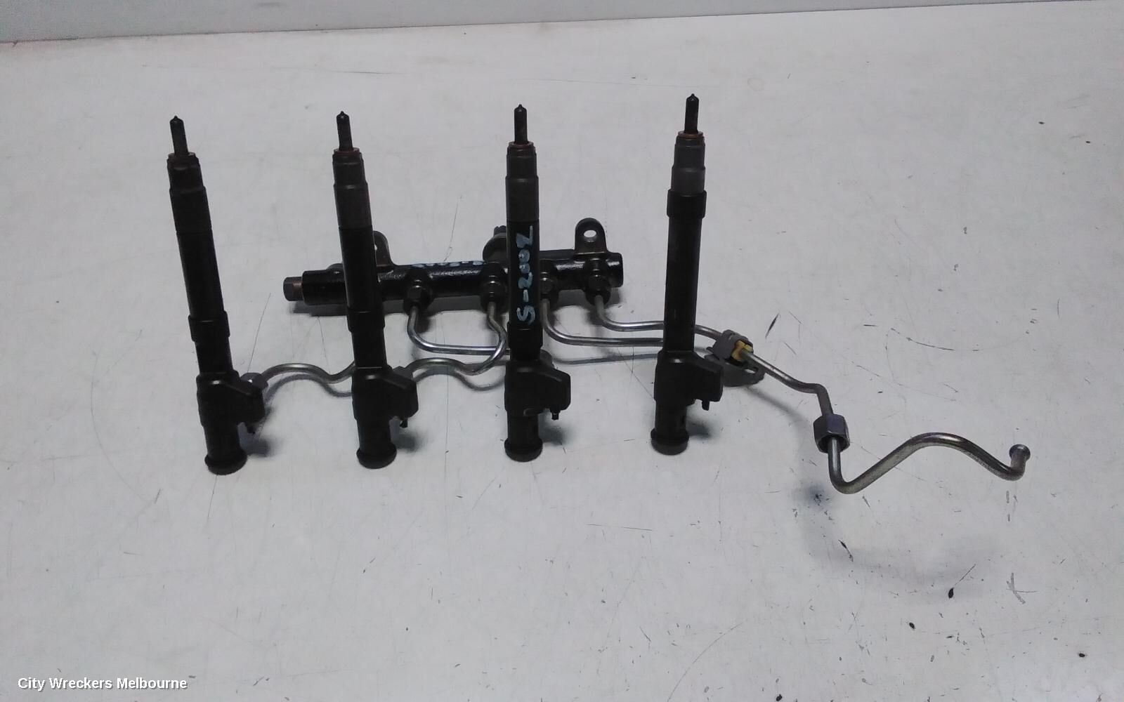 PEUGEOT EXPERT 2019 Fuel Injector