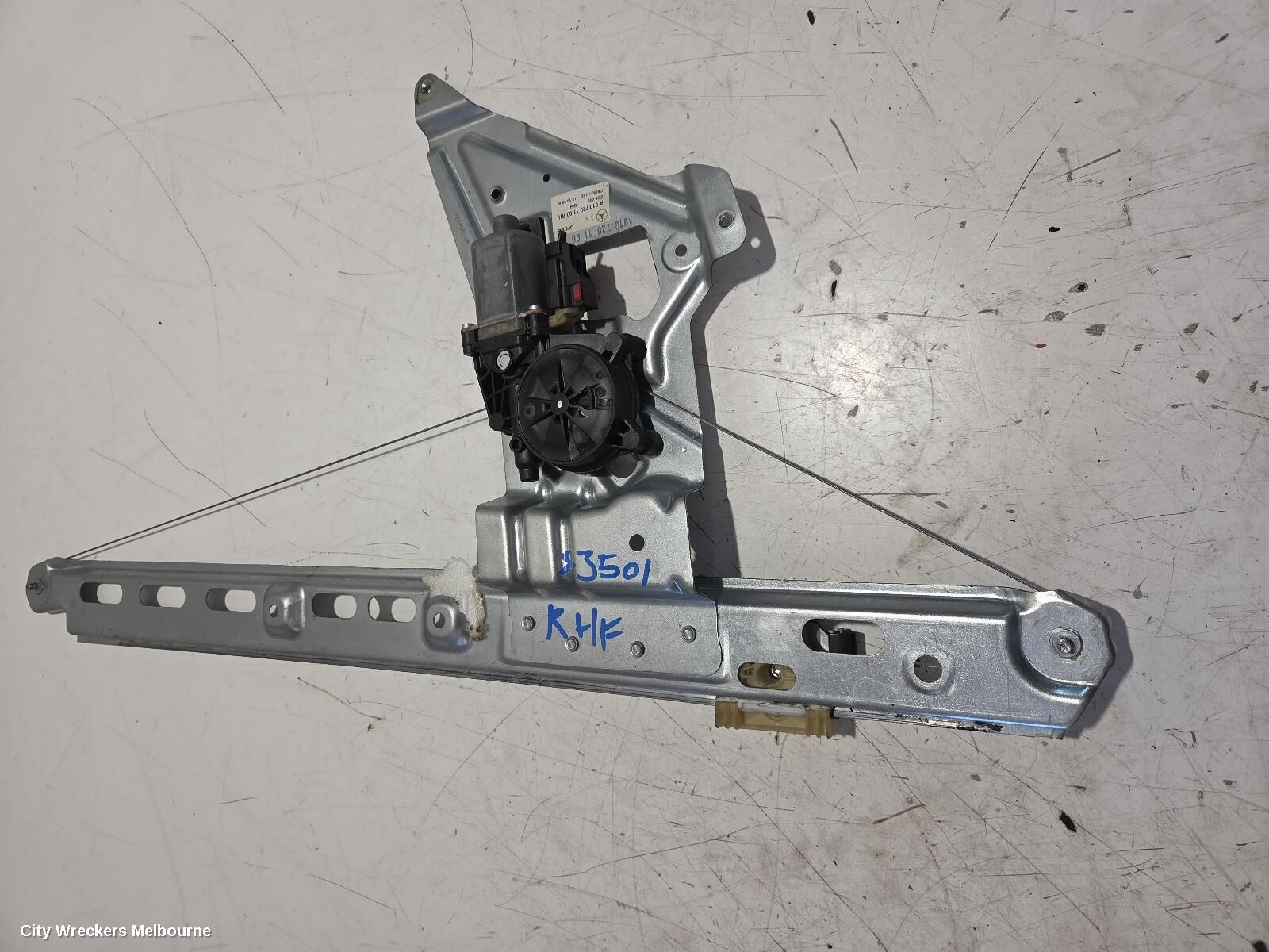 MERCEDES SPRINTER 2023 Right Front Window Reg/Motor
