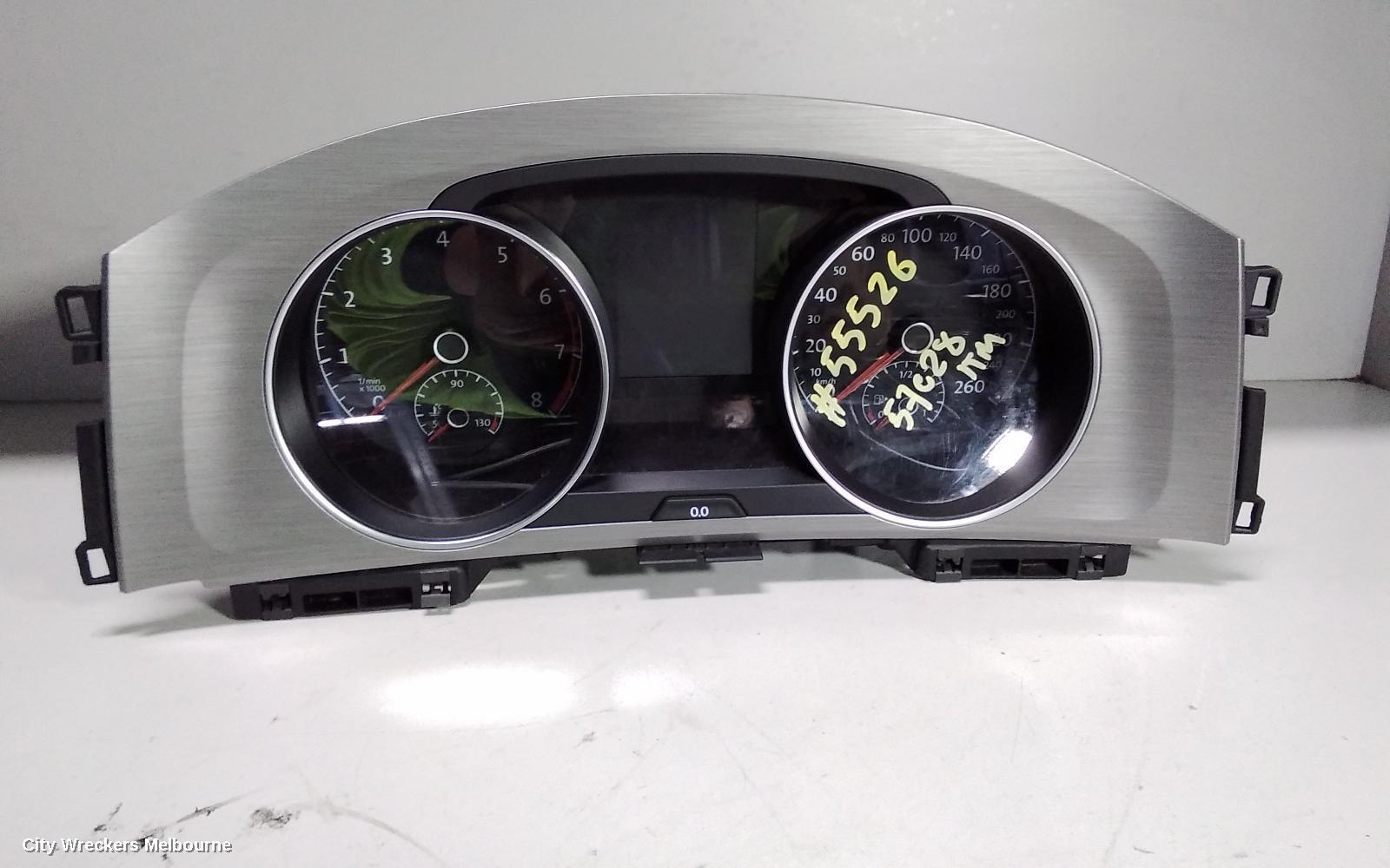 VOLKSWAGEN GOLF 2015 Speedometer