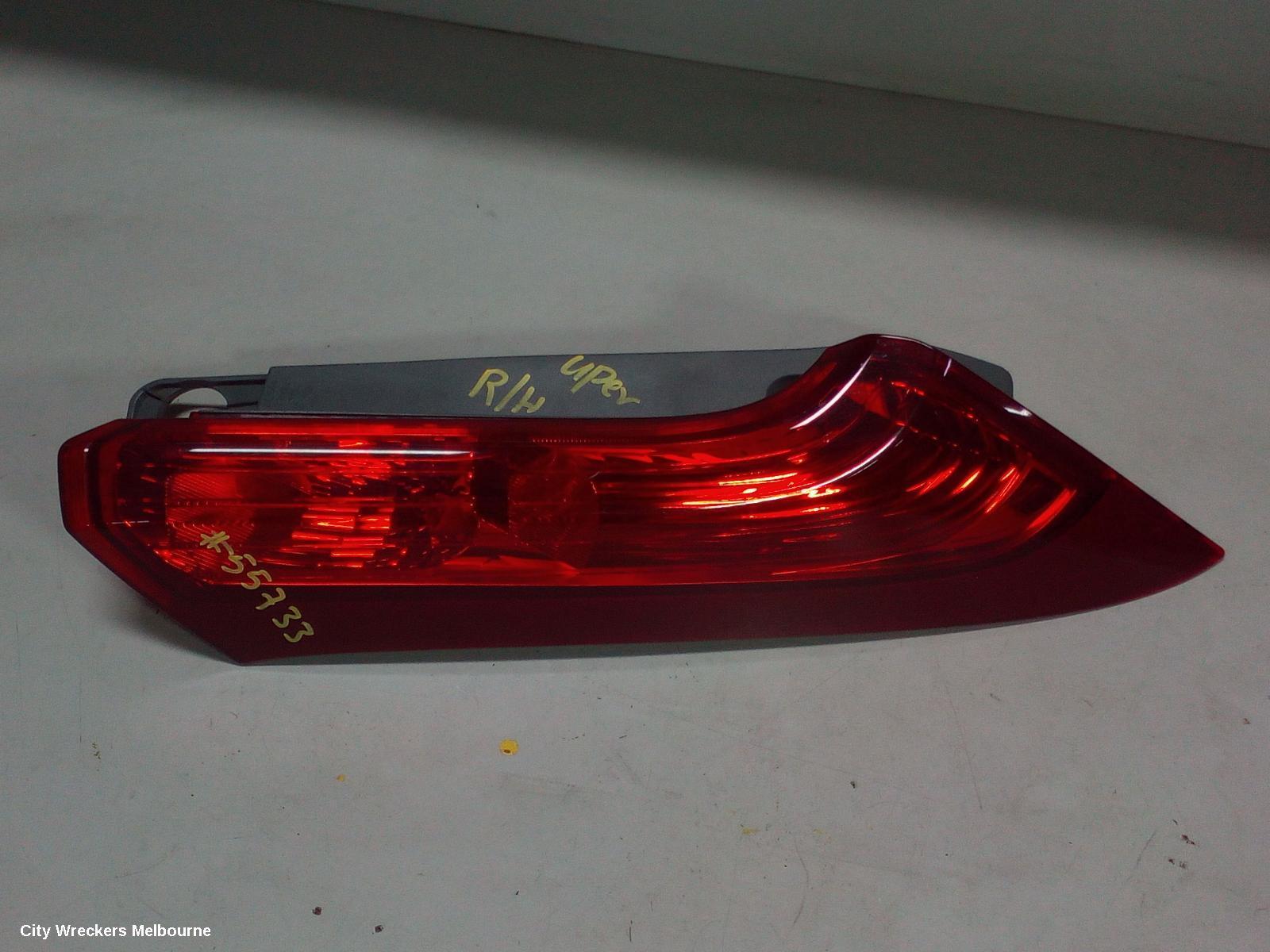 HONDA CRV 2017 Right Taillight