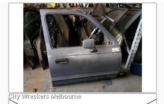 TOYOTA HILUX 2000 Left Rear Door/Sliding