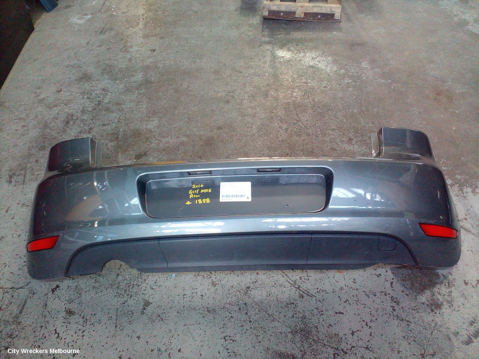 VOLKSWAGEN GOLF 2010 Rear Bumper