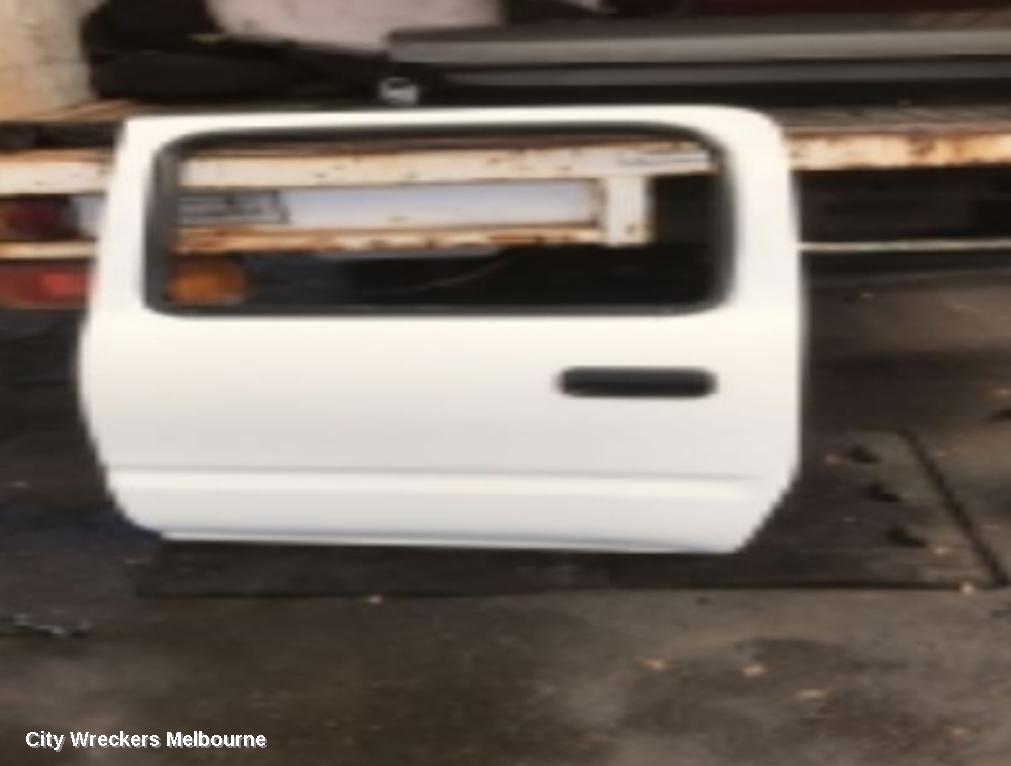 TOYOTA HILUX 2000 Left Rear Door/Sliding