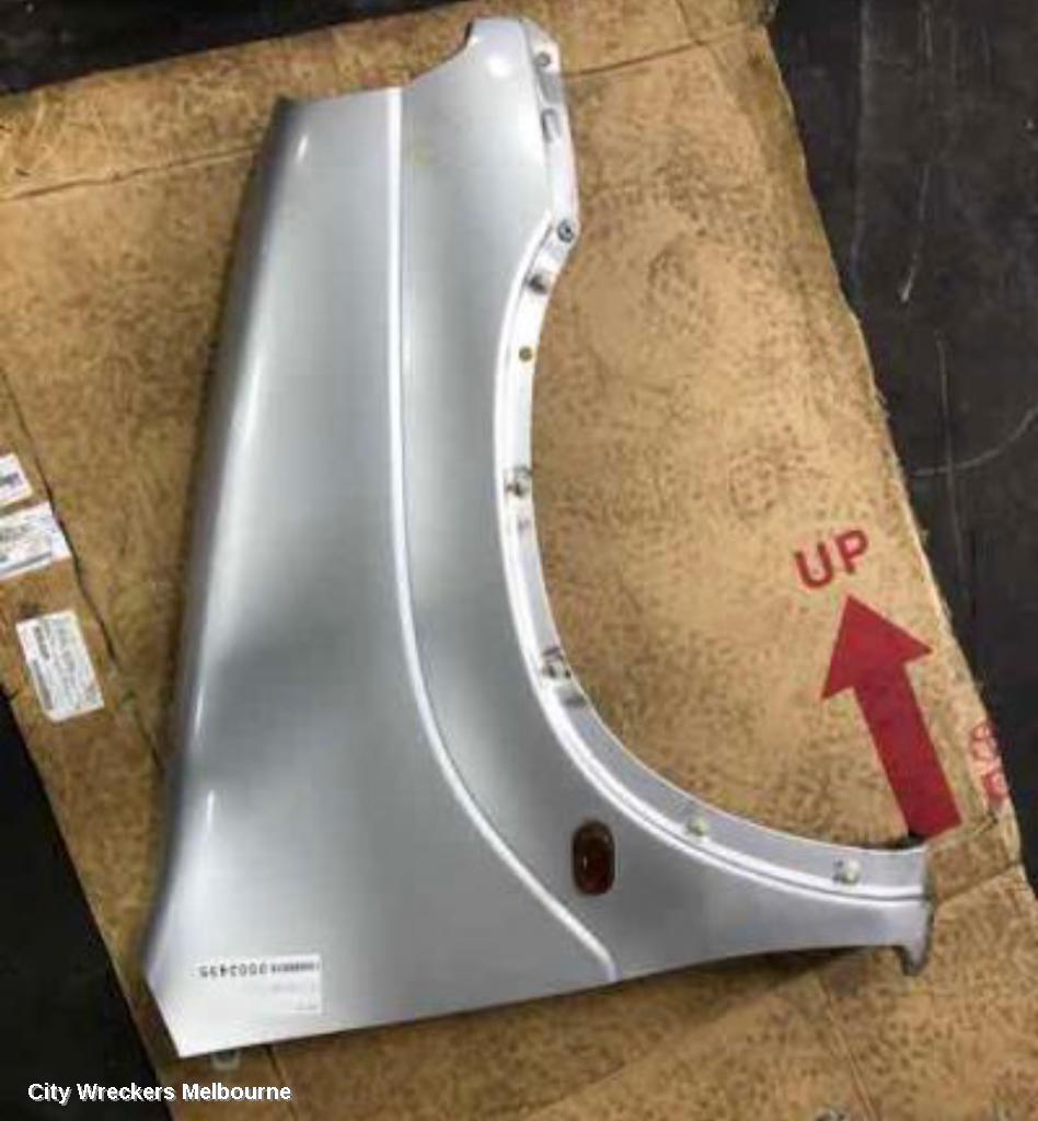 SUZUKI IGNIS 2003 Right Guard
