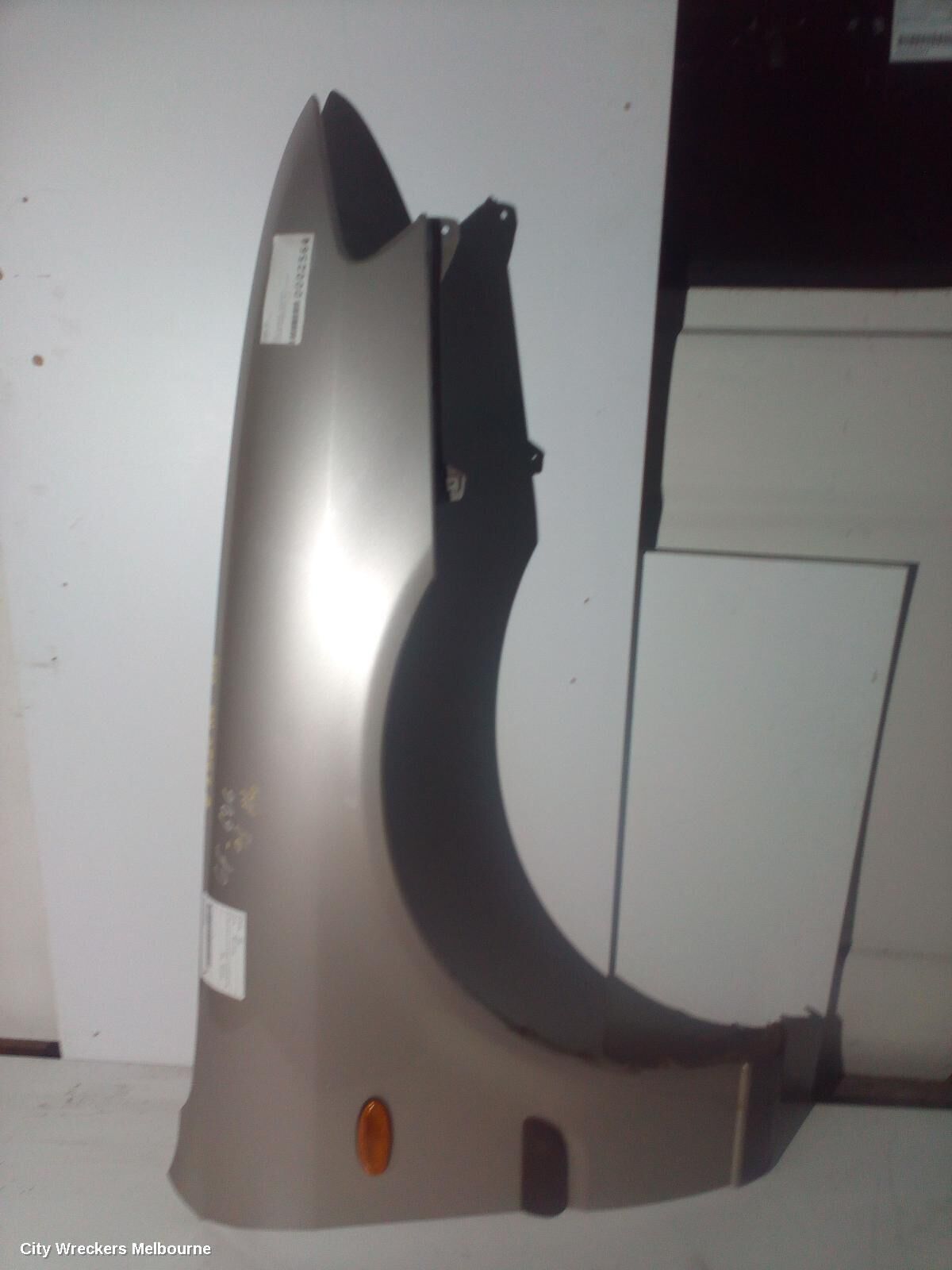 MAZDA 626 1998 Right Guard