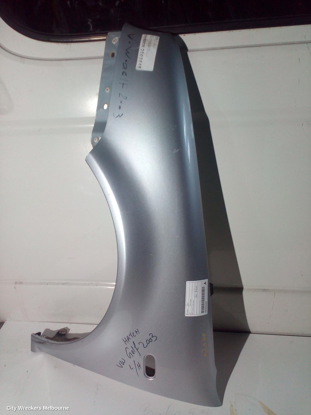 VOLKSWAGEN GOLF 2003 Left Guard