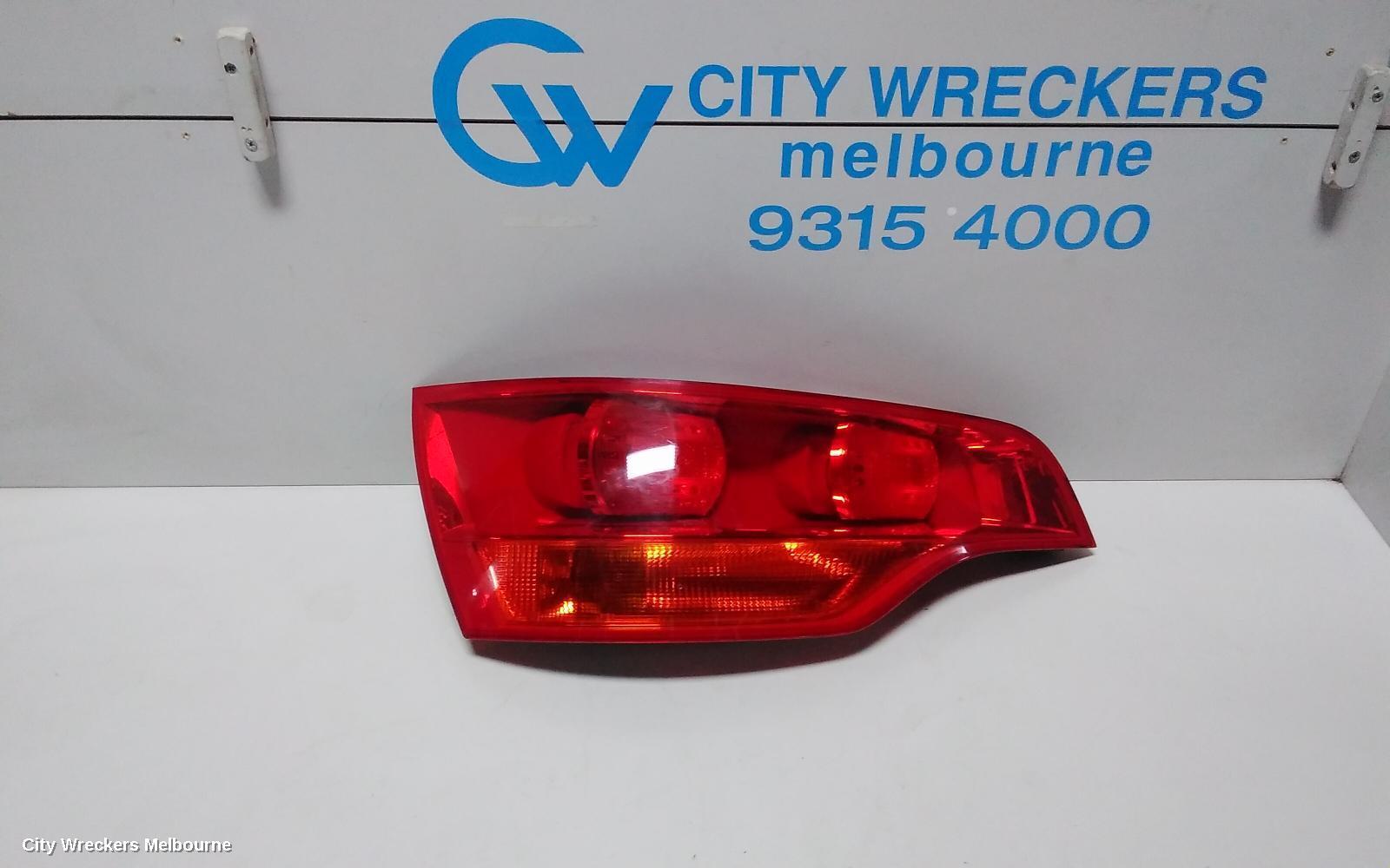 AUDI Q7 2006 Left Taillight