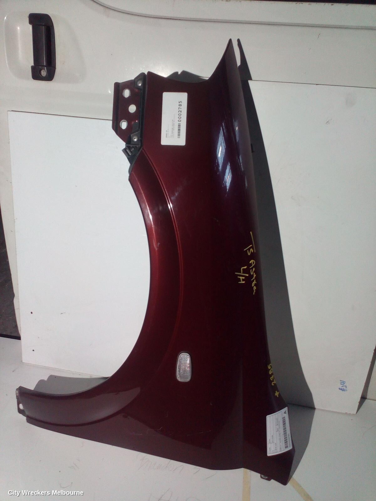 HOLDEN ASTRA 2004 Left Guard