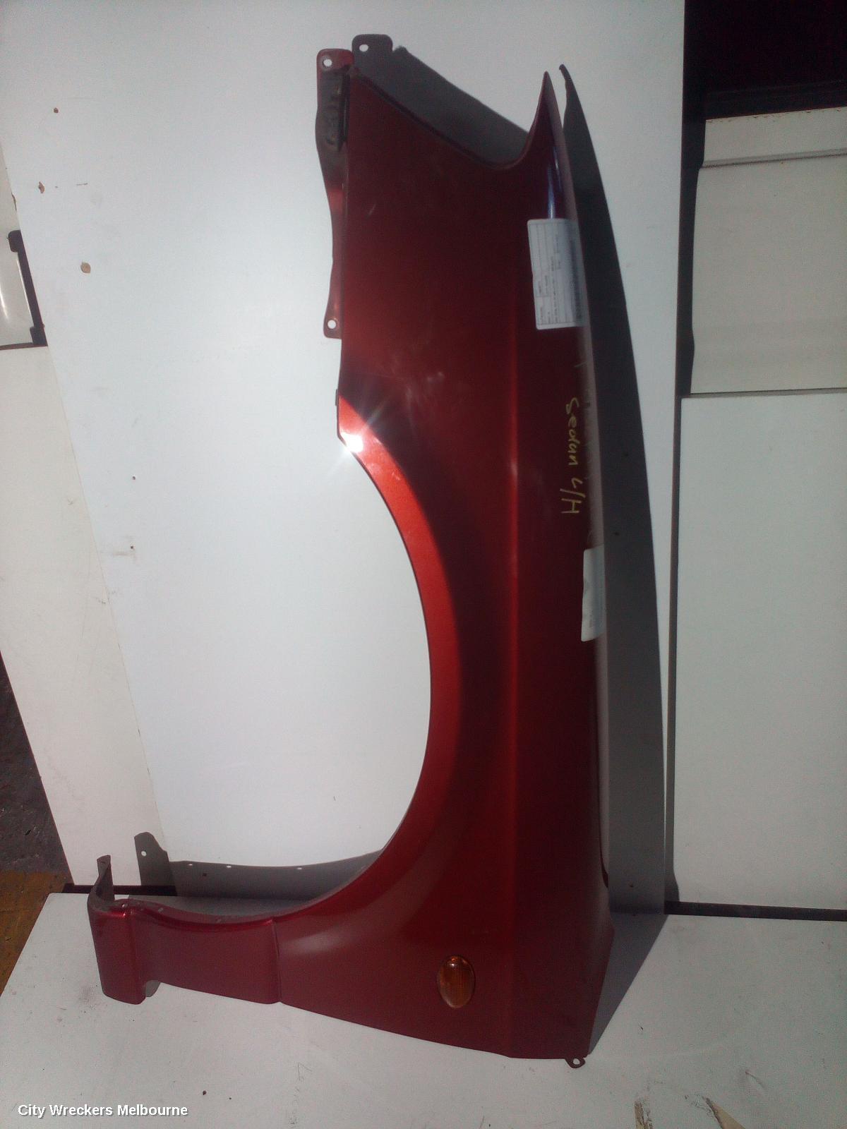 SUBARU LIBERTY 2002 Left Guard