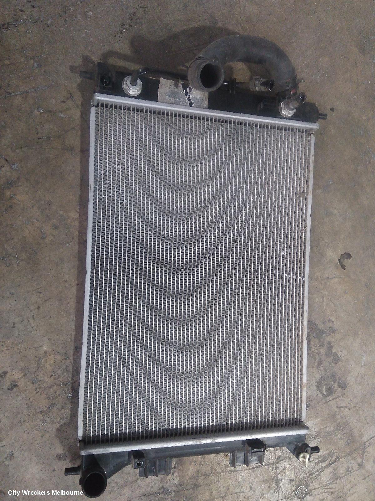 HYUNDAI ELANTRA 2013 Radiator