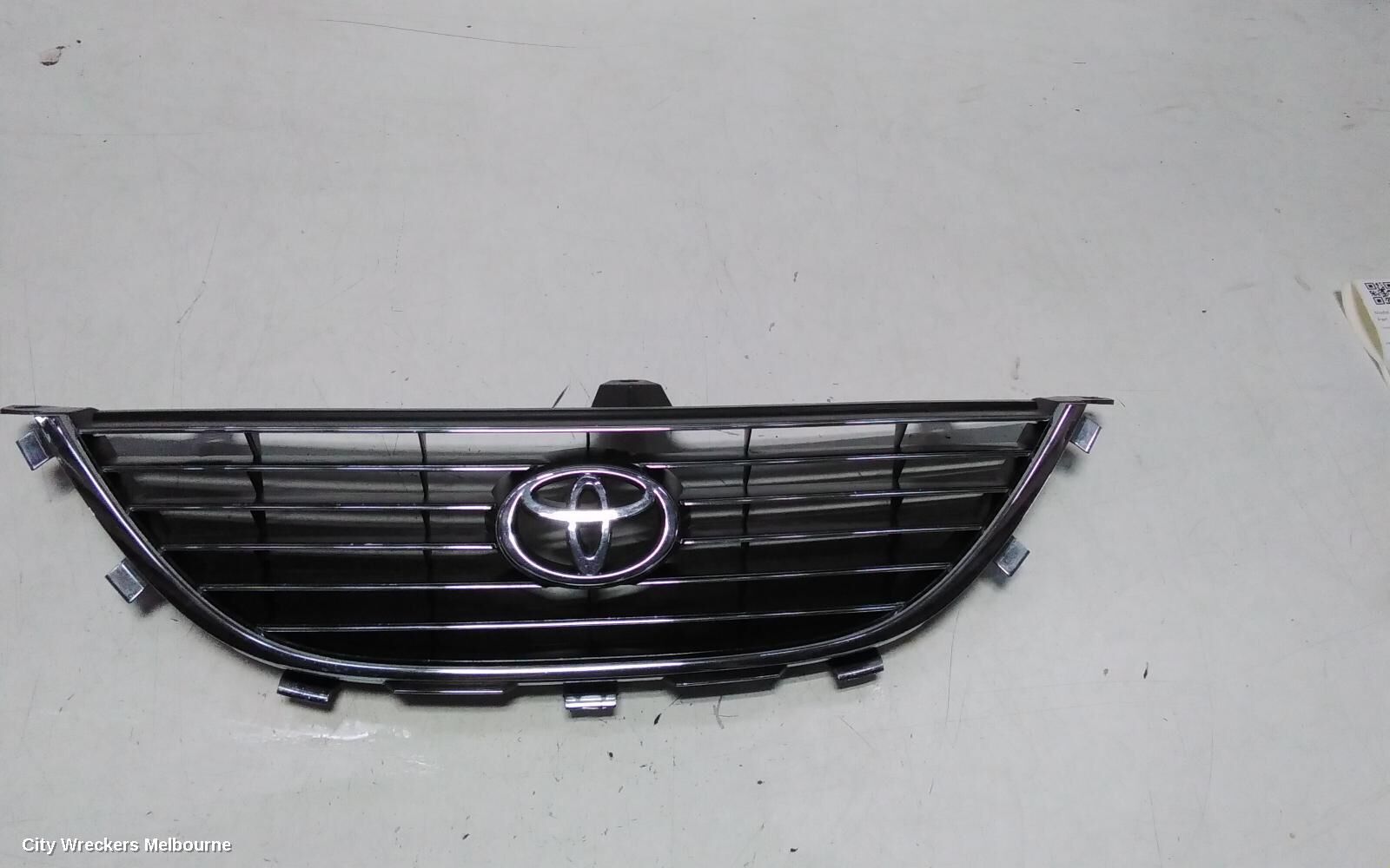 TOYOTA AVALON 2005 Grille
