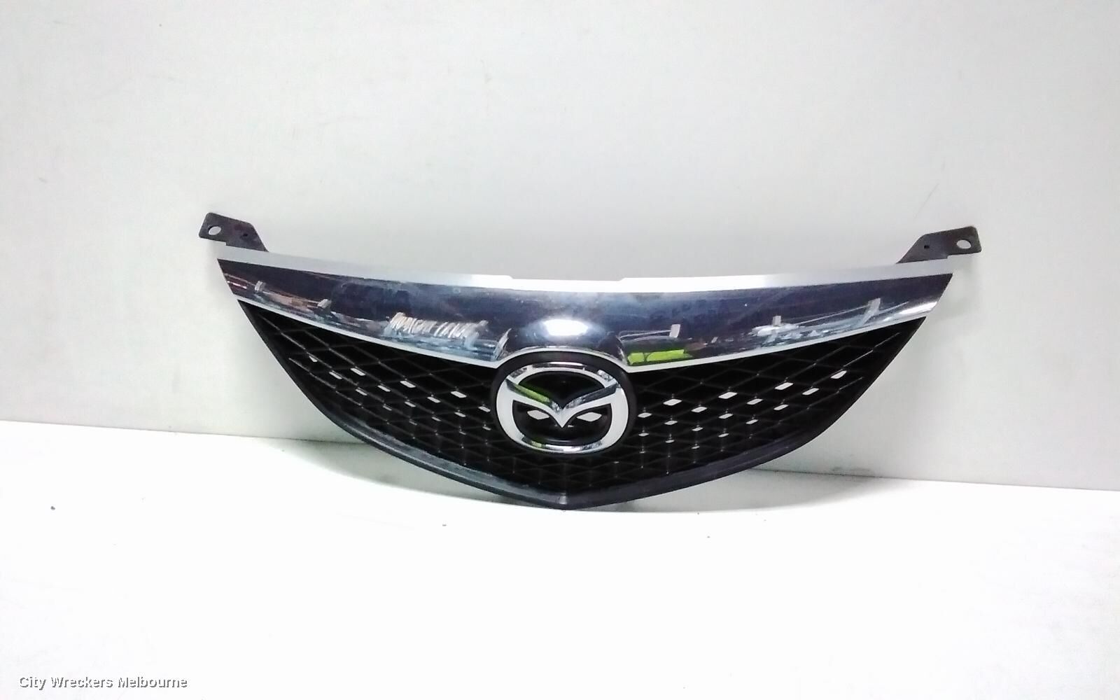 MAZDA 6 2003 Grille
