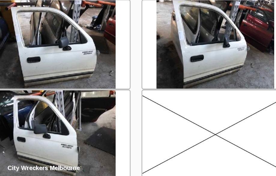 TOYOTA HILUX 2000 Left Rear Door/Sliding