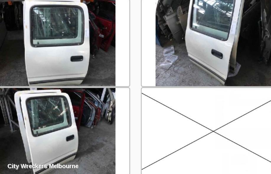 TOYOTA HILUX 2000 Left Rear Door/Sliding