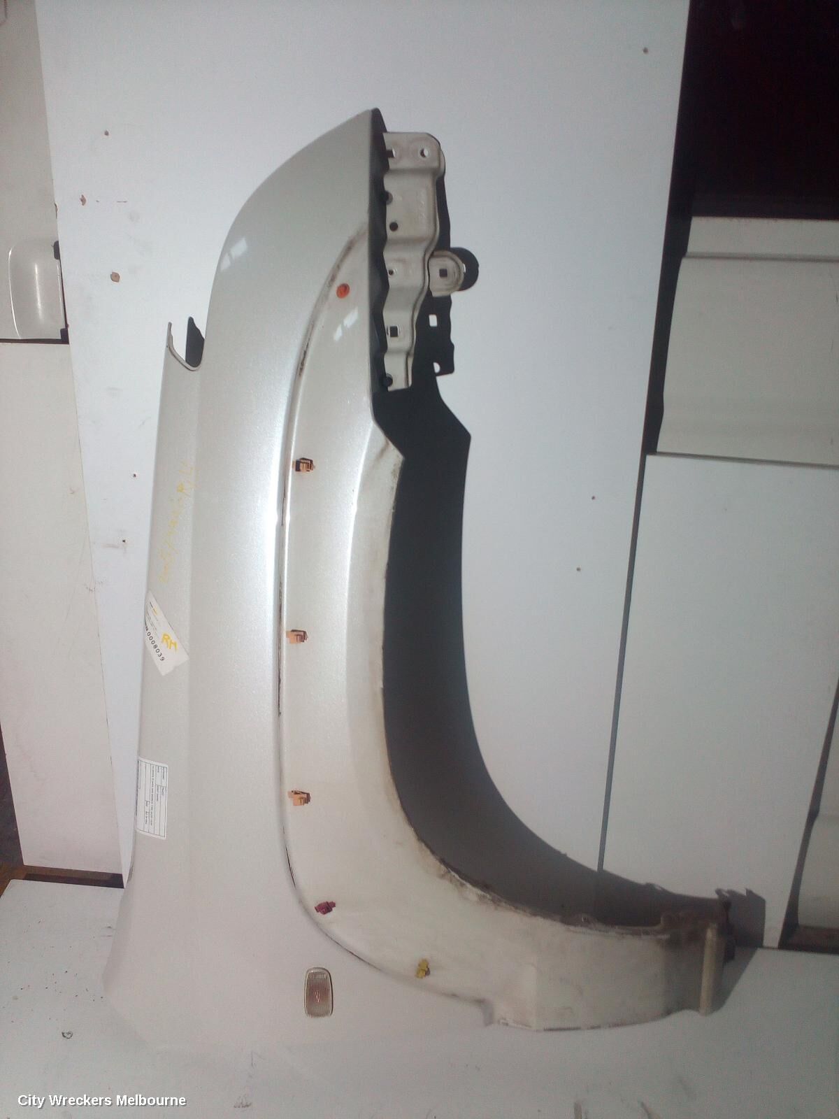 TOYOTA PRADO 2005 Right Guard