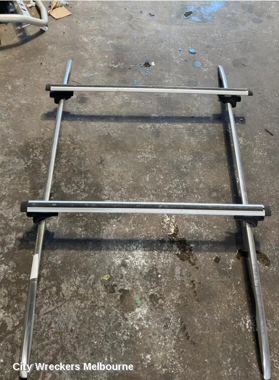 VOLKSWAGEN PASSAT 2007 Roof Rail