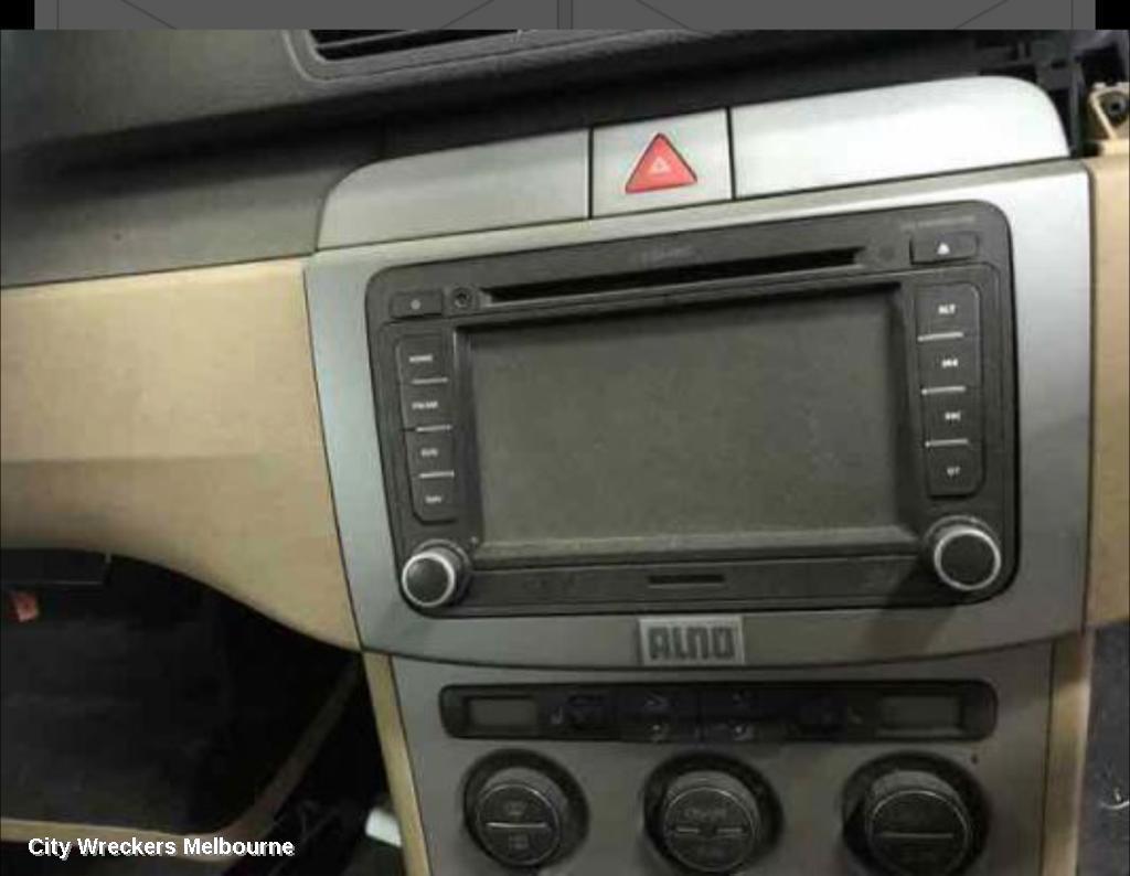 VOLKSWAGEN PASSAT 2007 Radio/Cd/Dvd/Sat/Tv