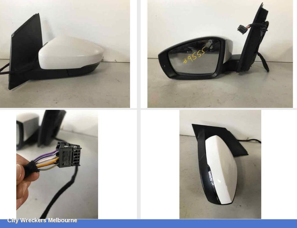 VOLKSWAGEN POLO 2013 Left Door Mirror