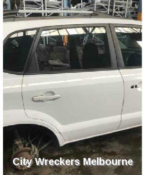 HYUNDAI TUCSON 2008 RIGHT_REAR_DOOR_SLIDING