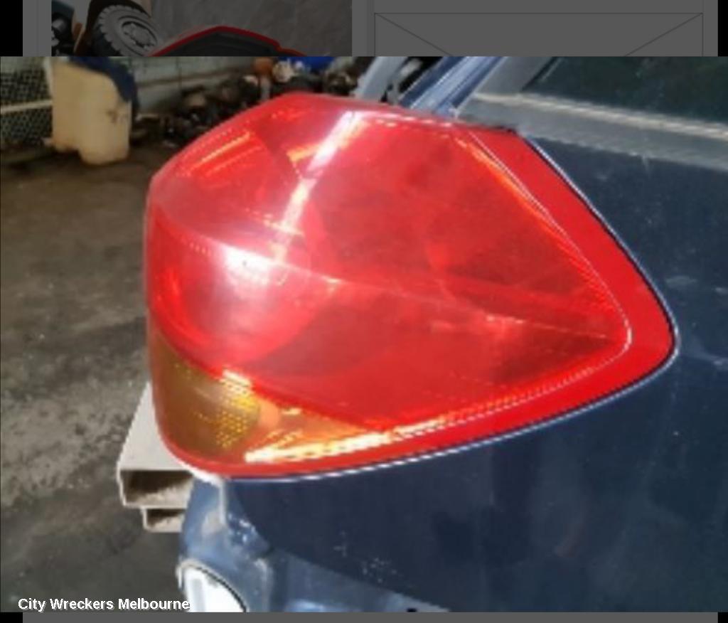 SUBARU OUTBACK 2005 Right Taillight