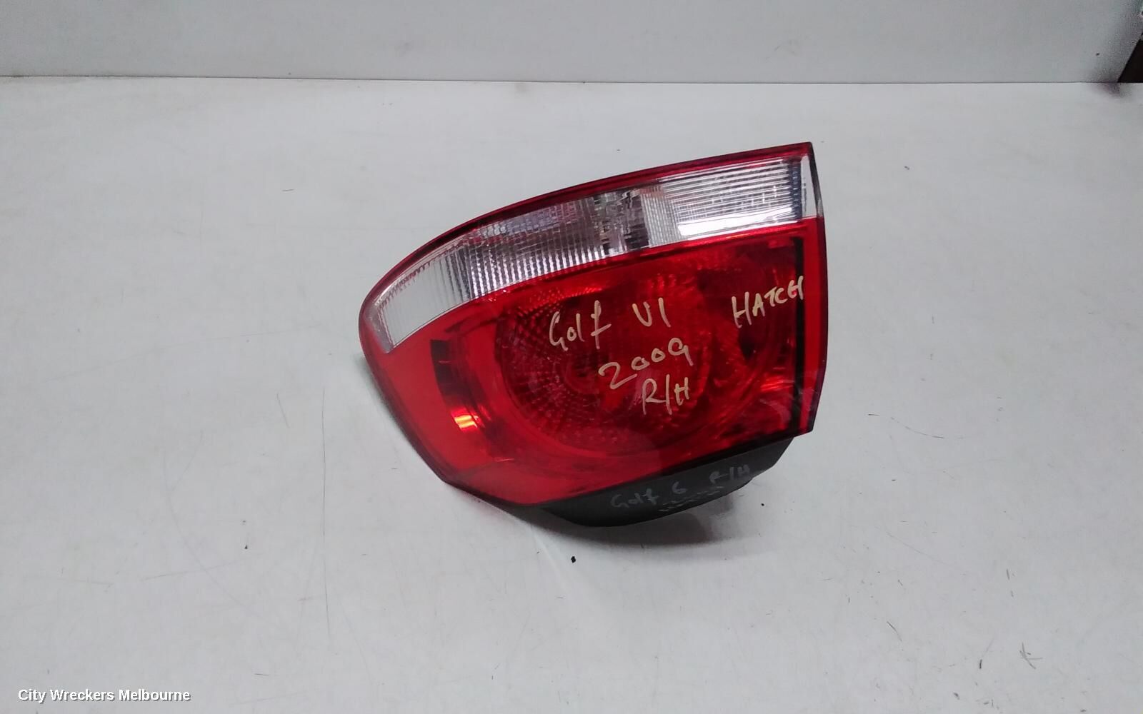 VOLKSWAGEN GOLF 2009 Left Taillight