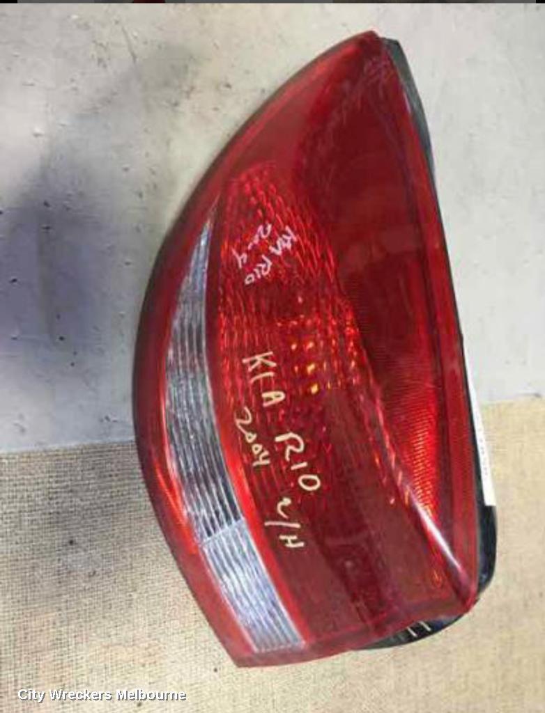 KIA RIO 2004 Left Taillight