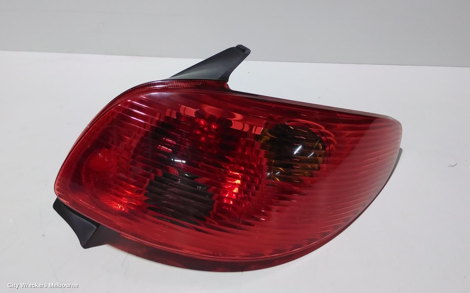PEUGEOT 206 2004 Right Taillight
