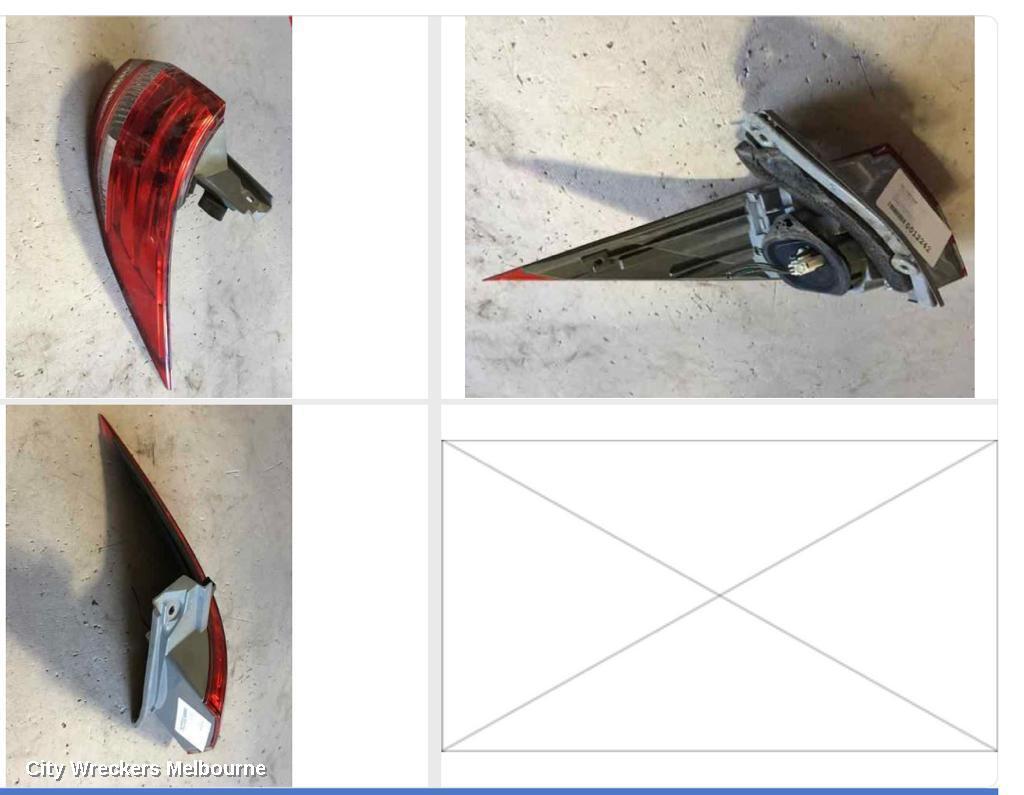TOYOTA TARAGO 2006 Right Taillight